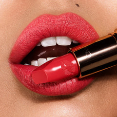 HOT LIPS - HOT EMILY
