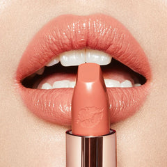 HOT LIPS 2 - ANGEL ALESSANDRA